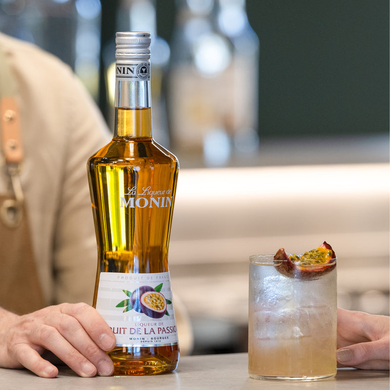 Monin Passionfruit Liqueur 16% 70 cl